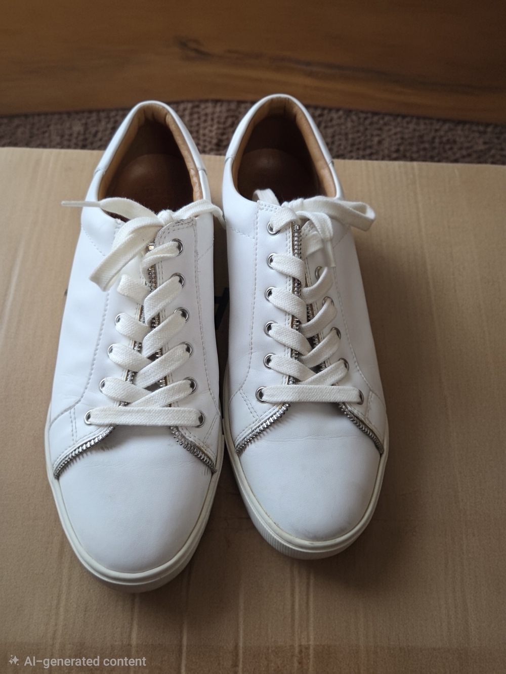 FRYE AND CO. White Leather Low-Top Sneakers with Tan Lining